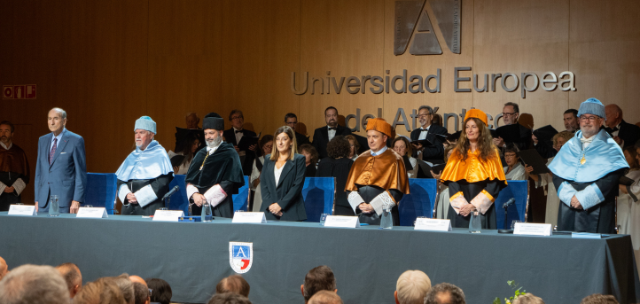 UNEATLANTICO célèbre l’acte d’ouverture du nouveau cours académique et octroi des diplômes aux meilleurs dossiers