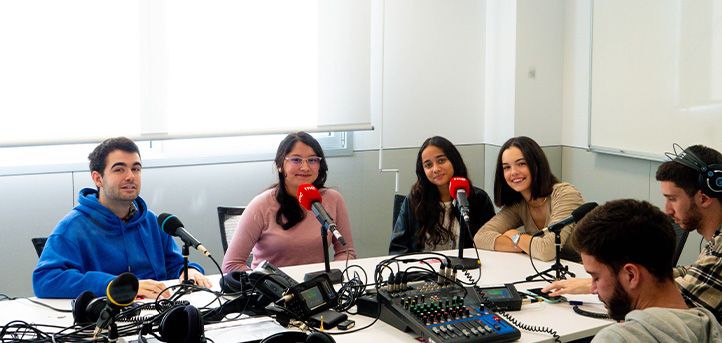 Les étudiants d’UNEATLANTICO parlent de la Journée mondiale de la radio dans le programme de la Radio nationale espagnole