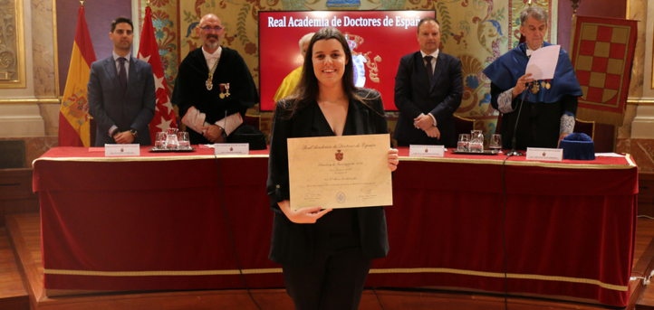 Mónica Bonilla, enseignante à UNEATLANTICO, lauréate du prix 2023 de la Fondation ONCE décerné par l’Académie royale des médecins d’Espagne