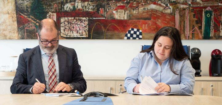 UNEATLANTICO et l’association Erasmus Santander Nonstop signent un accord de collaboration pour renforcer l’internationalisation des universités