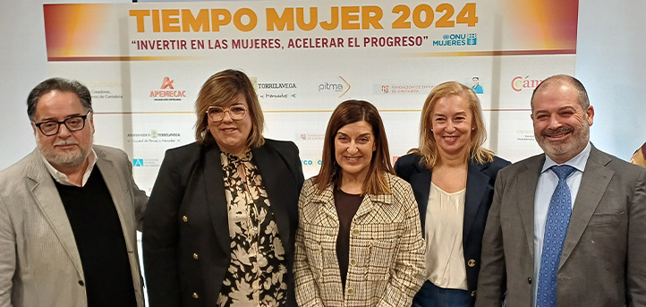 UNEATLANTICO présente à l’inauguration des Jornadas Tiempo Mujer à Torrelavega qui prônent l’égalité des sexes