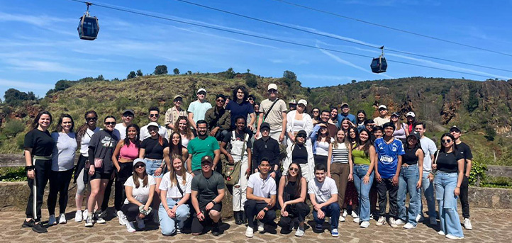 Les étudiants de première année de l’UNEATLANTICO visitent le parc naturel de Cabárceno dans le cadre d’une activité d’intégration