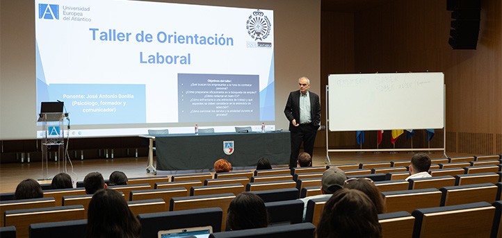 L’Université européenne de l’Atlantique, en collaboration avec le Collège des chimistes, a organisé un atelier sur l’orientation professionnelle