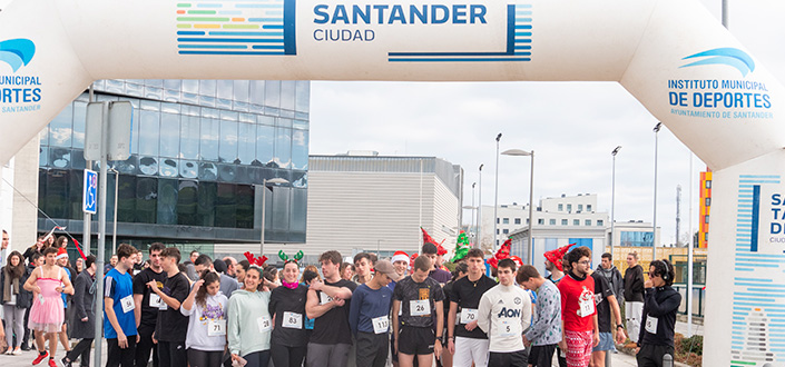 UNEATLANTICO maintient sa tradition de Noël et ouvre les inscriptions pour la IXe édition de la San Silvestre Solidaria