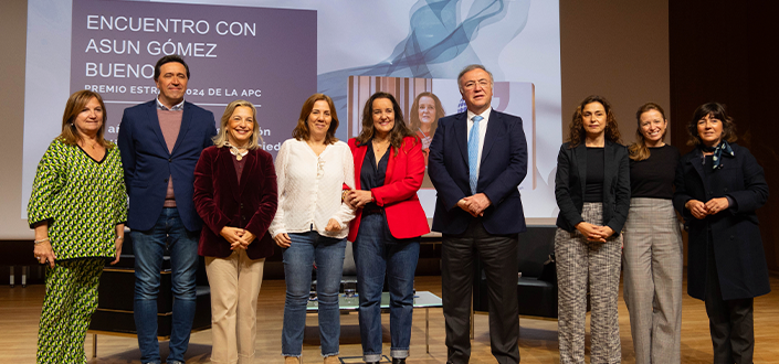 UNEATLANTICO accueille la rencontre d’Asun Gómez, lauréate du prix Estrañí 2024