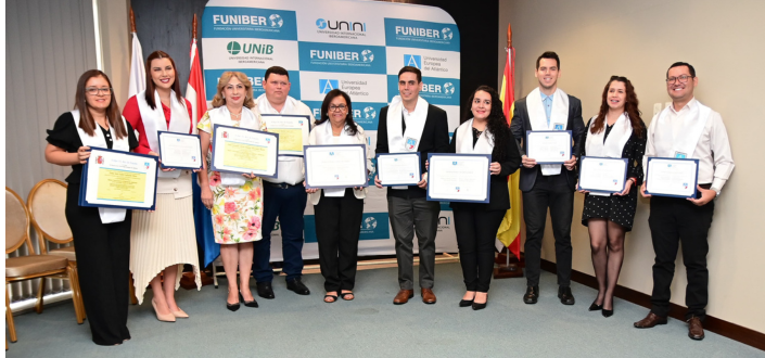 UNEATLANTICO Paraguay procède à la première remise des diplômes