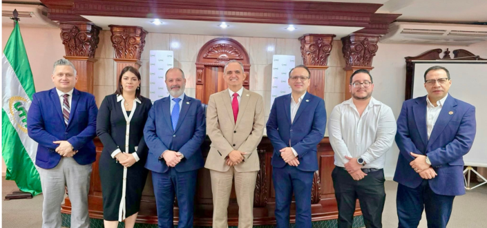 UNEATLANTICO et l’Université technologique du Honduras (UTH) signent un accord de collaboration