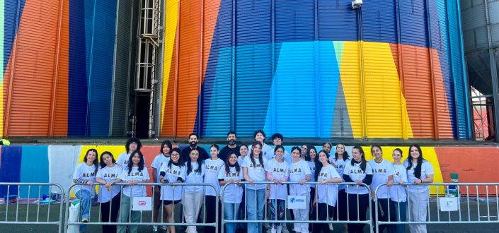 Les étudiants de UNEATLANTICO participent à un projet d’art public animé par le collectif artistique Boa Mistura dans le port de Santander