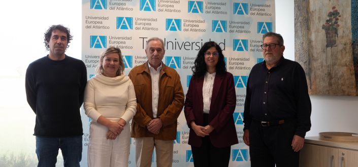 Les enseignants d’UNEATLANTICO tiennent une réunion avec des représentants du Géoparc Costa Quebrada pour explorer les collaborations possibles