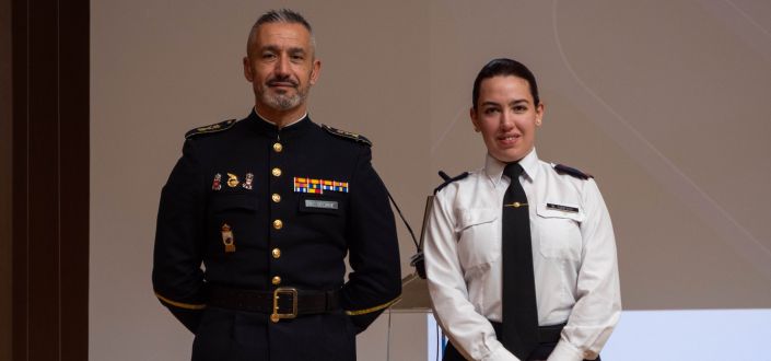 UNEATLANTICO accueille une conférence d’information sur les forces armées à Ferrol