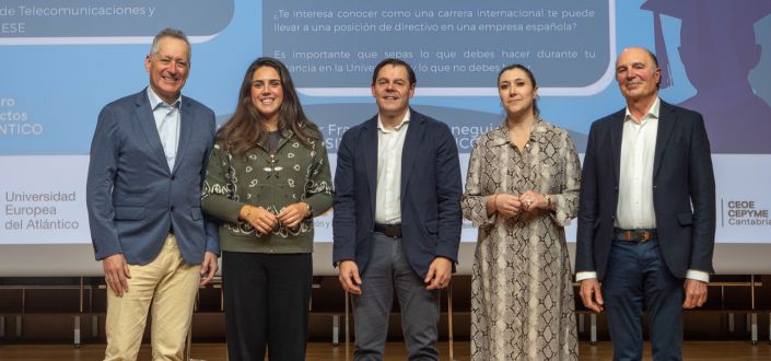 Alberto Martinez Lebeña marque la feuille de route pour le succès professionnel dans une nouvelle session «Et maintenant?»