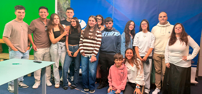 Les futurs journalistes d’UNEATLANTICO apprennent comment fonctionne la télévision sur Popular TV